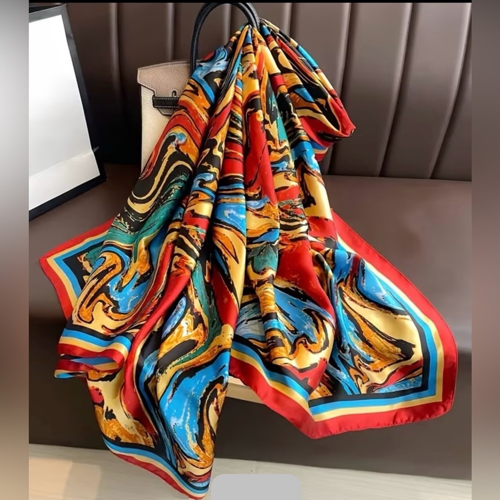 Vibrant Multicolor Scarf - Picture 4 of 5